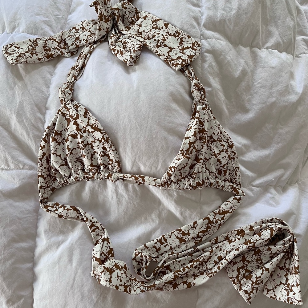 Stone fox swim top